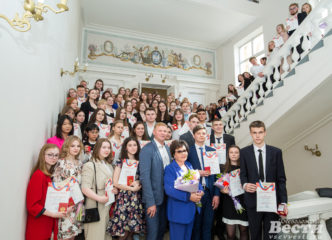 Медаль «За особые успехи в учении» получили 136 выпускников Всеволожского района